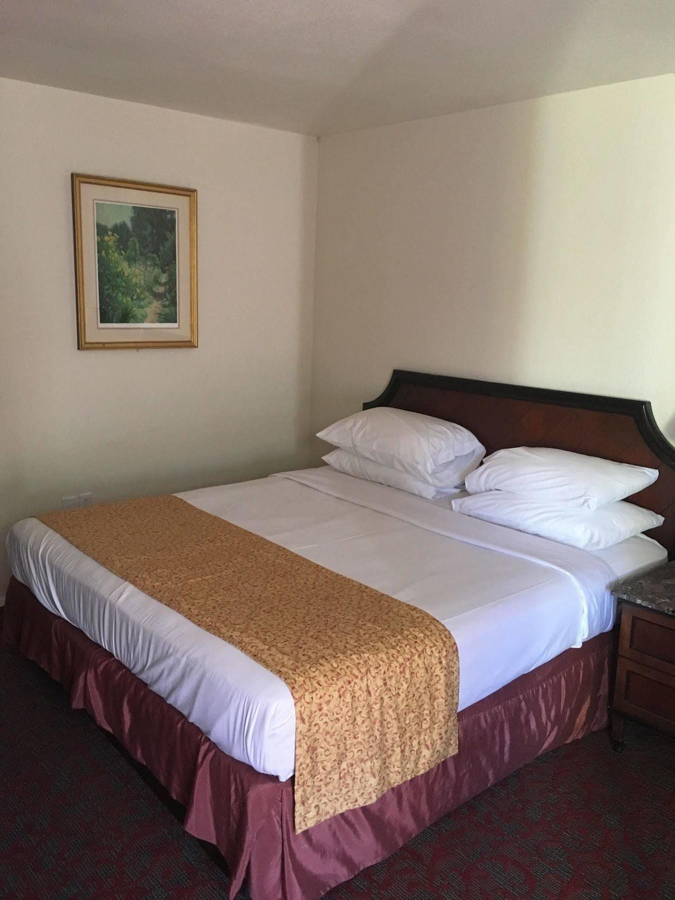 Waterford Inn Εξωτερικό φωτογραφία